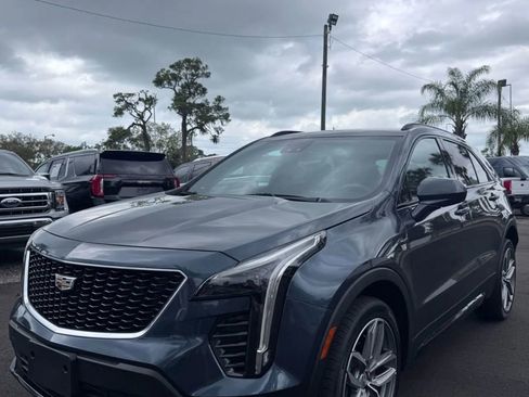 Used 2020 Cadillac XT4 Sport image 1