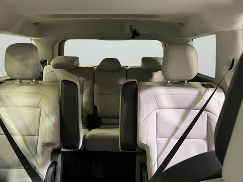 New 2026 Lincoln Navigator Premiere AWD/4WD image 20