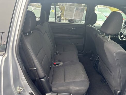 Used 2019 Honda Passport Sport image 11