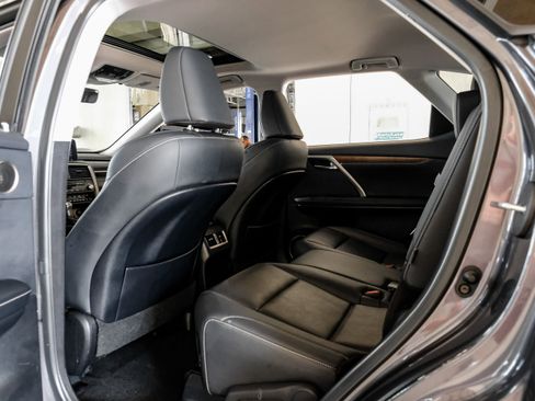 Used 2022 Lexus RX 350L FWD w/ Premium Package image 38