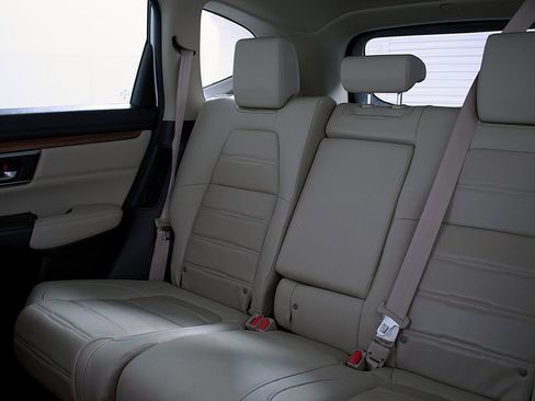 Used 2021 Honda CR-V Touring image 16