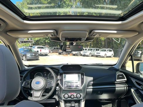 Used 2023 Subaru Forester Premium image 13