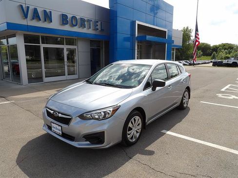Used 2017 Subaru Impreza 2.0i AWD/4WD image 1