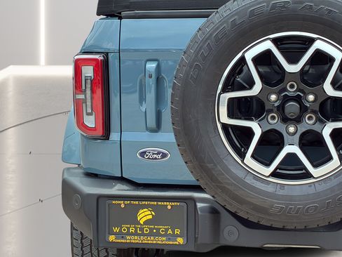 Used 2022 Ford Bronco Outer Banks AWD/4WD image 29