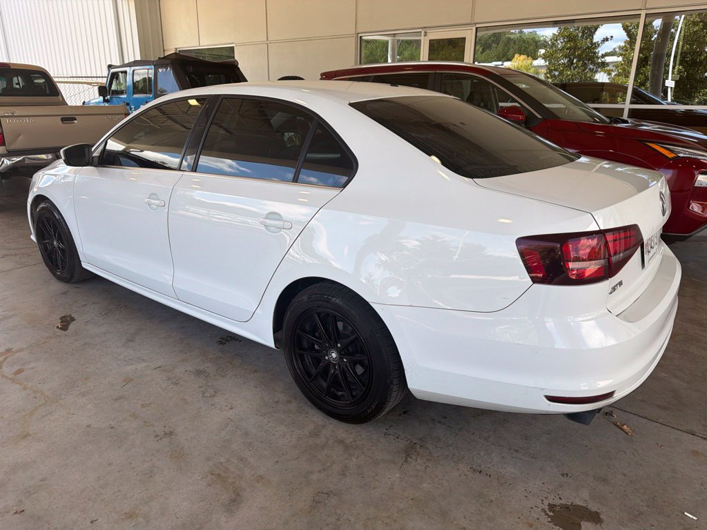 Used 2017 Volkswagen Jetta S FWD image 2