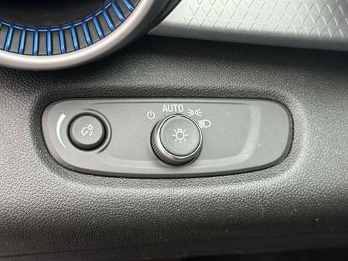 Used 2024 Chevrolet Trax LS FWD image 20