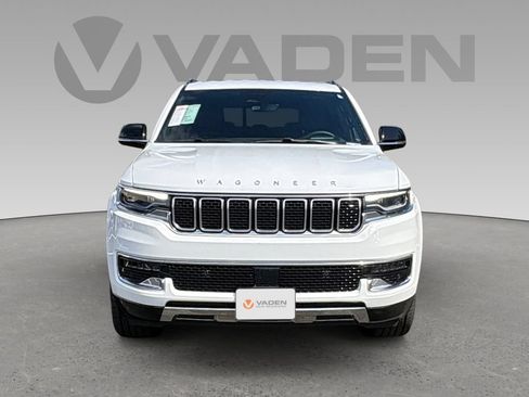 Certified 2024 Jeep Wagoneer L Series III w/ Flexible Seating Group AWD/4WD image 22