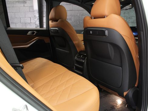 Used 2024 BMW X5 sDrive40i image 46