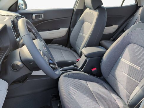 New 2026 Hyundai Venue SEL image 9