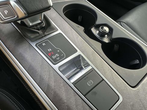 Used 2024 Audi A6 Premium Plus image 19