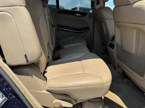 Used 2013 Mercedes-Benz GL 450 4MATIC image 15