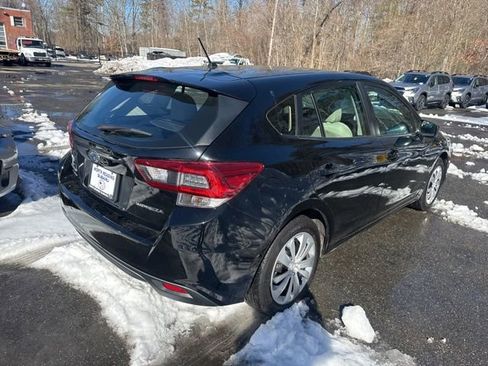 Used 2023 Subaru Impreza 2.0i image 3