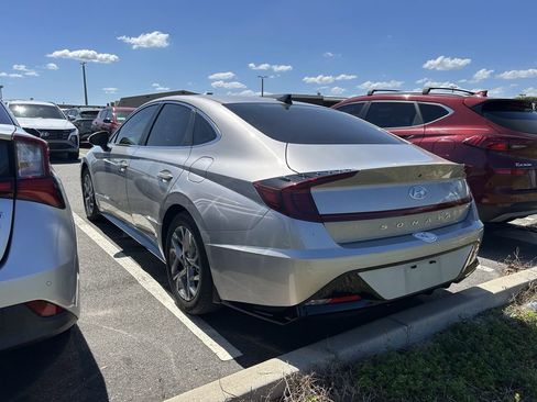 Used 2023 Hyundai Sonata SEL image 3