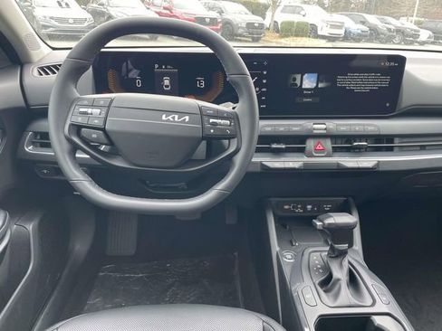 New 2026 Kia K4 EX image 2