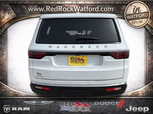 Used 2023 Jeep Wagoneer 4WD w/ Convenience Group I image 7