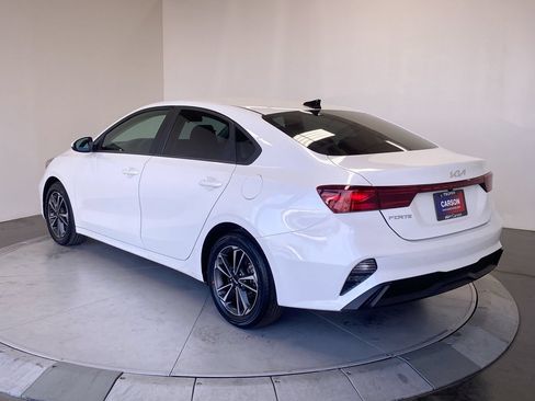 Used 2024 Kia Forte LXS FWD image 3