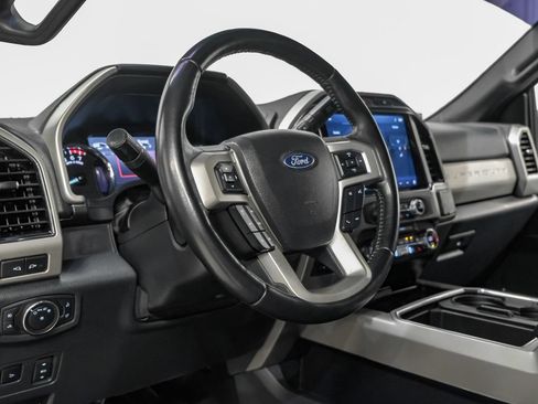 Used 2022 Ford F250 Lariat w/ Black Appearance Package AWD/4WD image 14