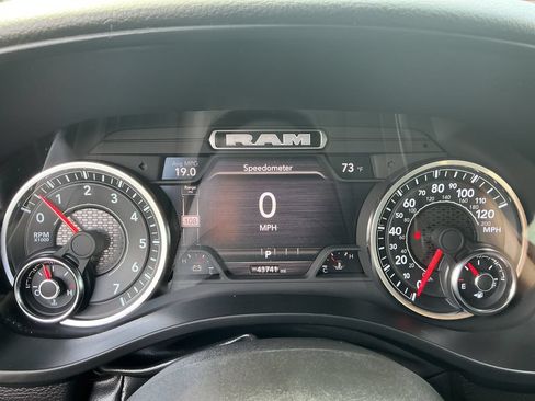 Certified 2025 RAM 1500 Big Horn AWD/4WD image 18