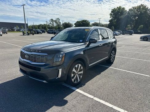 Used 2021 Kia Telluride EX w/ EX Premium Package FWD image 13