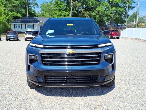 New 2026 Chevrolet Traverse High Country FWD image 2