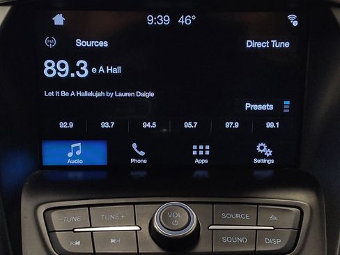 Used 2017 Ford Escape SE w/ Equipment Group 201A image 25