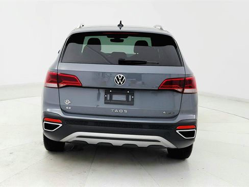 Used 2024 Volkswagen Taos SE AWD/4WD image 4
