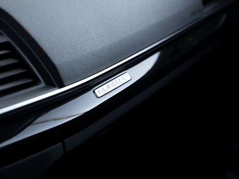 Used 2019 Audi Q5 Prestige image 16