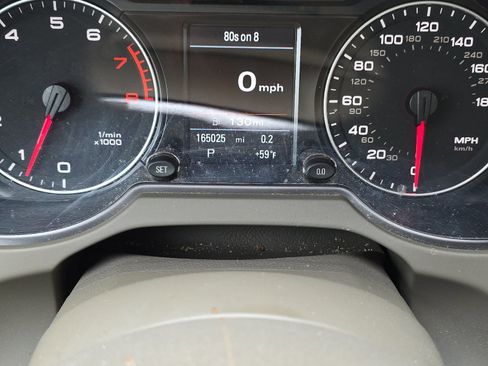Used 2011 Audi Q5 3.2 Prestige AWD/4WD image 23