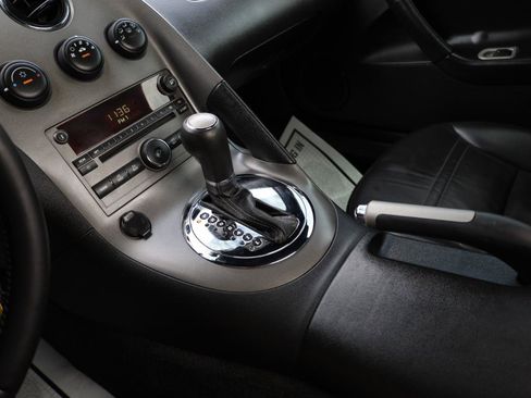 Used 2007 Pontiac Solstice GXP w/ Premium Package RWD image 13