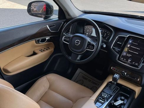 Used 2016 Volvo XC90 T6 Momentum w/ Momentum Plus Package image 34