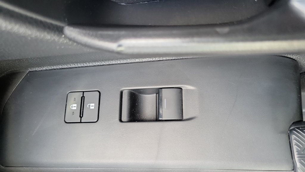 Used 2024 Toyota Tacoma SR5 RWD image 13