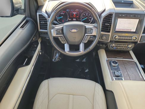 Used 2020 Ford Expedition Platinum AWD/4WD image 19