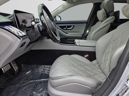 Certified 2023 Mercedes-Benz Maybach S 680 4MATIC image 11