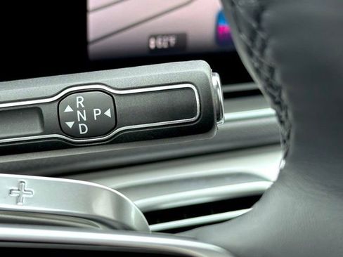 Certified 2025 Mercedes-Benz GLE 350 4MATIC image 18