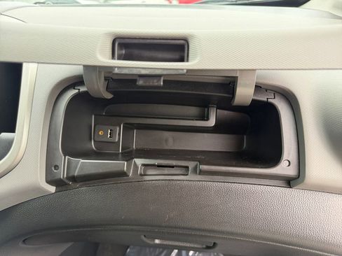 Used 2015 Chevrolet Sonic LT FWD image 40
