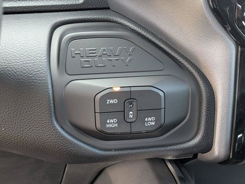 New 2026 RAM 2500 Laramie w/ Sport Appearance Package AWD/4WD image 12