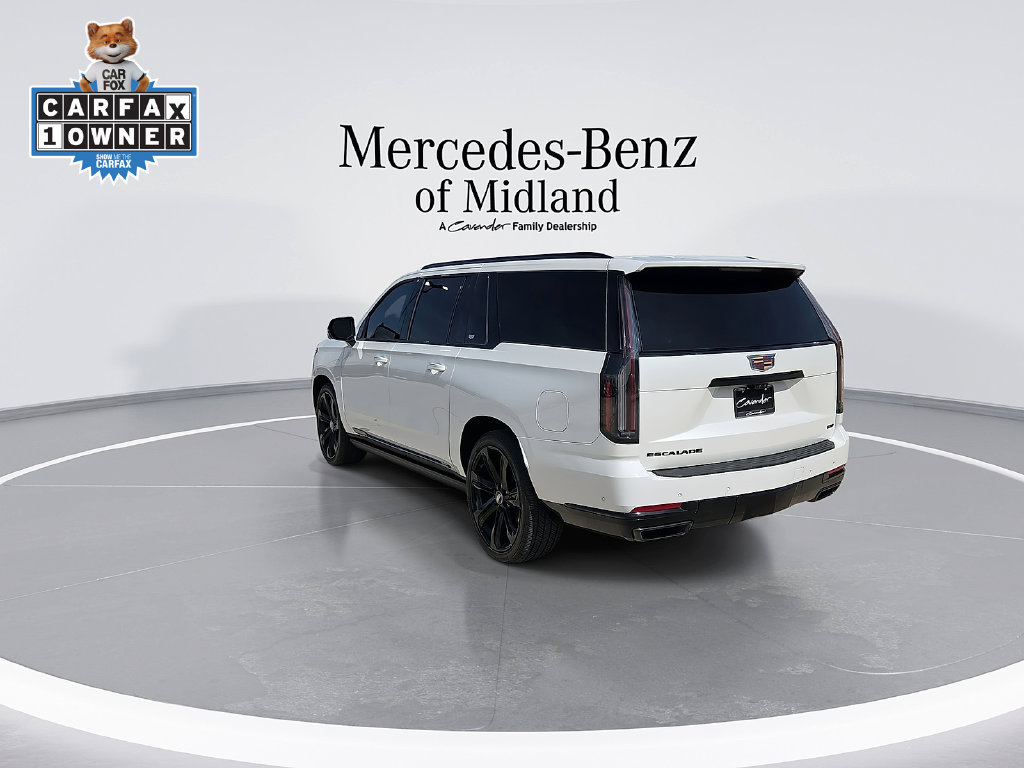 Used 2025 Cadillac Escalade ESV Sport Platinum AWD/4WD image 6