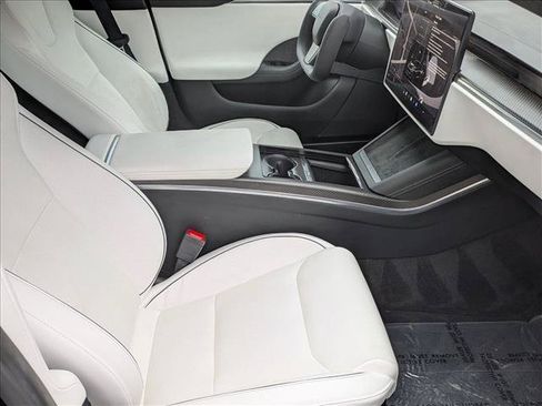Used 2022 Tesla Model S Plaid AWD/4WD image 22