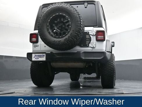 Used 2019 Jeep Wrangler Unlimited Sport S image 33