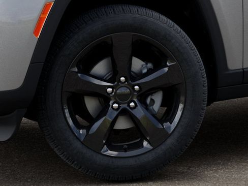 New 2026 Jeep Grand Cherokee Limited AWD/4WD image 8