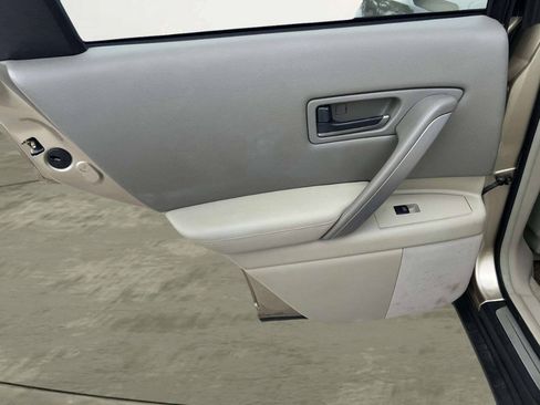 Used 2003 INFINITI FX45 AWD w/ Technology Pkg image 6