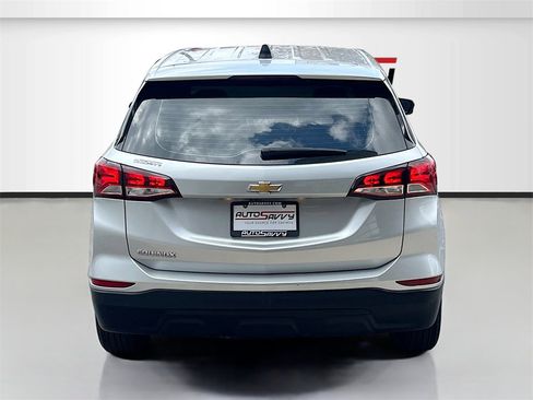 Used 2022 Chevrolet Equinox LS image 6