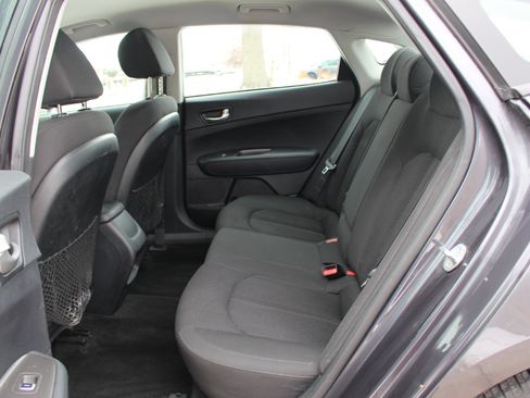 Used 2019 Kia Optima LX image 29