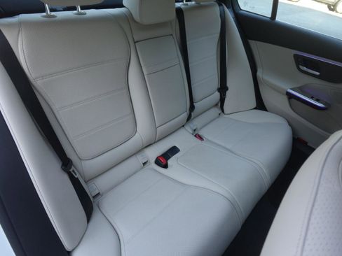 Used 2022 Mercedes-Benz C 300 4MATIC Sedan image 17