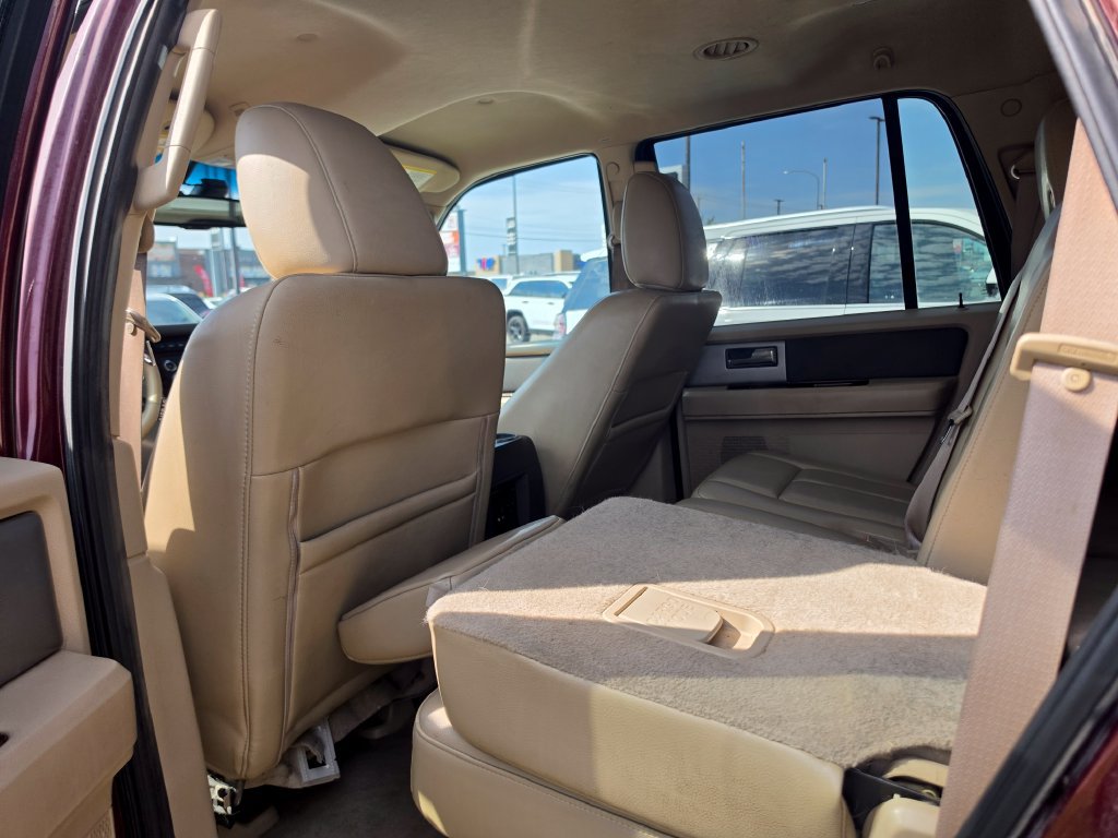 Used 2012 Ford Expedition XLT AWD/4WD image 11