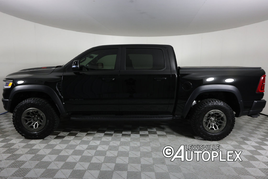 Used 2027 RAM 1500 4x4 Crew Cab image 10