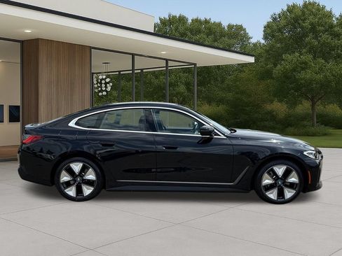 Certified 2023 BMW i4 eDrive40 RWD image 7