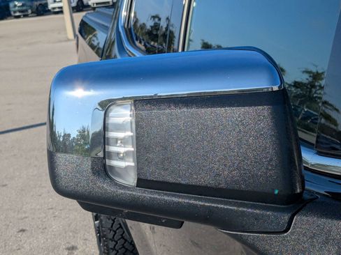 Used 2024 GMC Sierra 1500 Denali w/ Denali Reserve Package AWD/4WD image 12