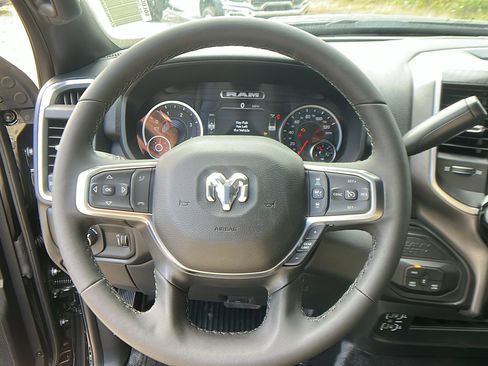 New 2025 RAM 5500 4x4 Regular Cab image 20