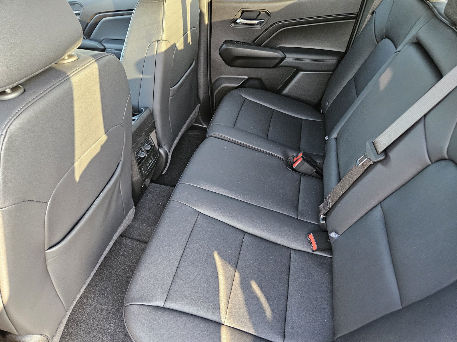 New 2026 Chevrolet Colorado LT w/ LT Convenience Package RWD image 19